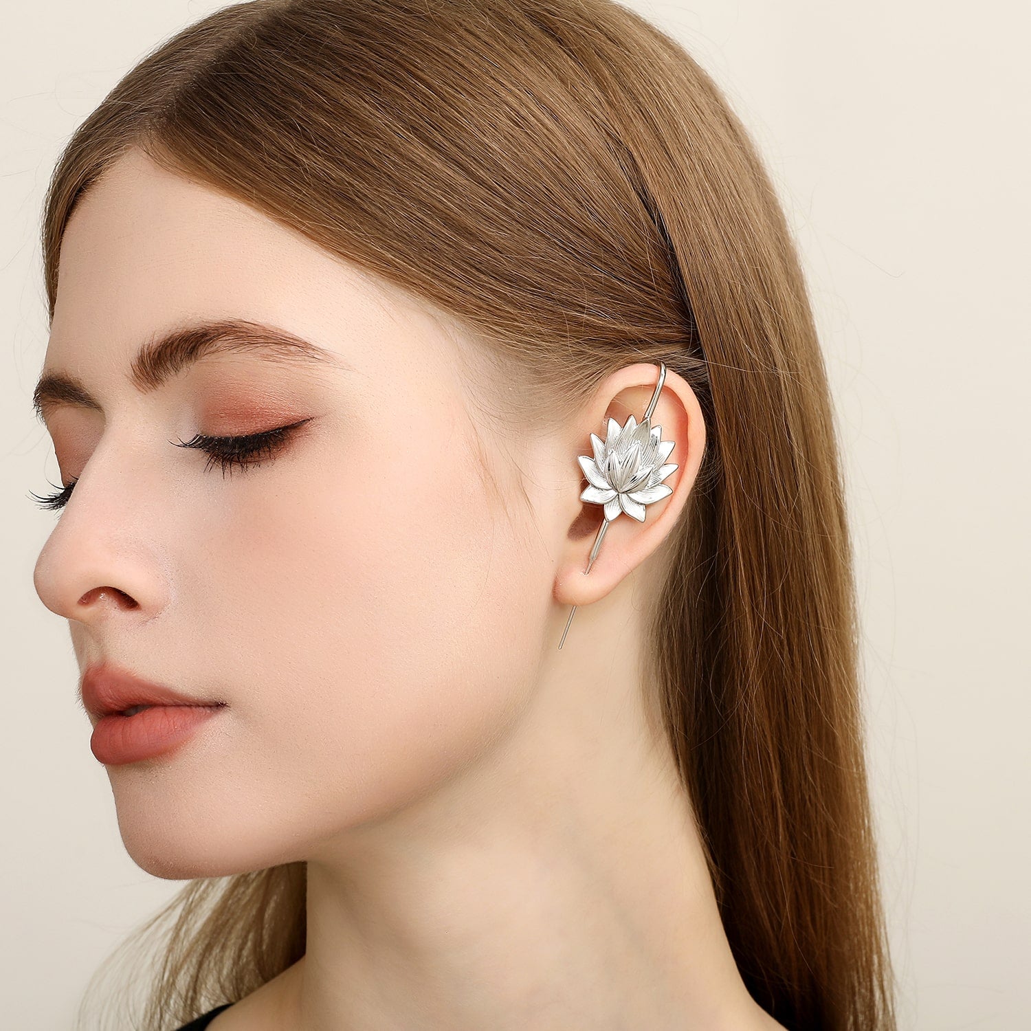 LOTUS BLOOM-LOTUS ÇİÇEĞİ